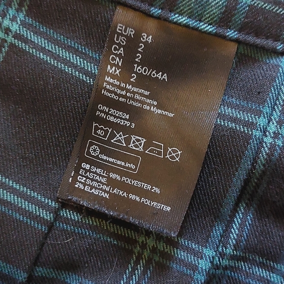 Green Plaid Skirt - Picture 2 of 10